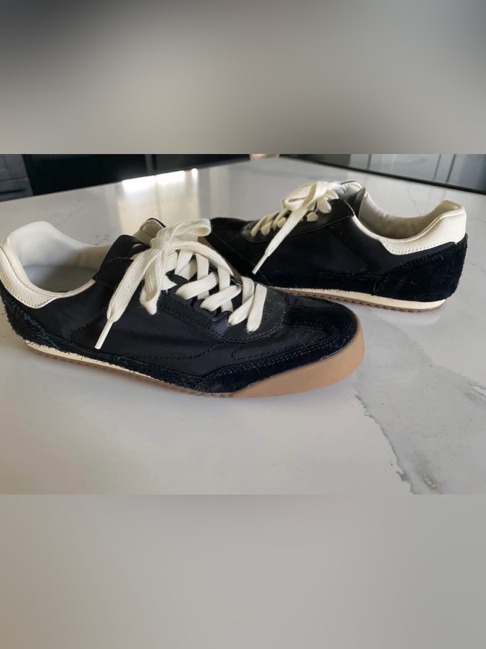 ZARA Classic Black & Cream Low-Top Women’s Sneakers 38 / 7.5